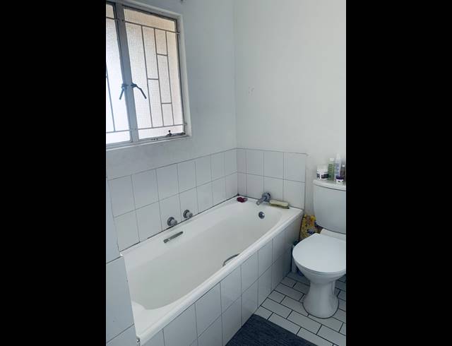 1 BEDROOM APARTMENT RENTED IN PARKDENE
